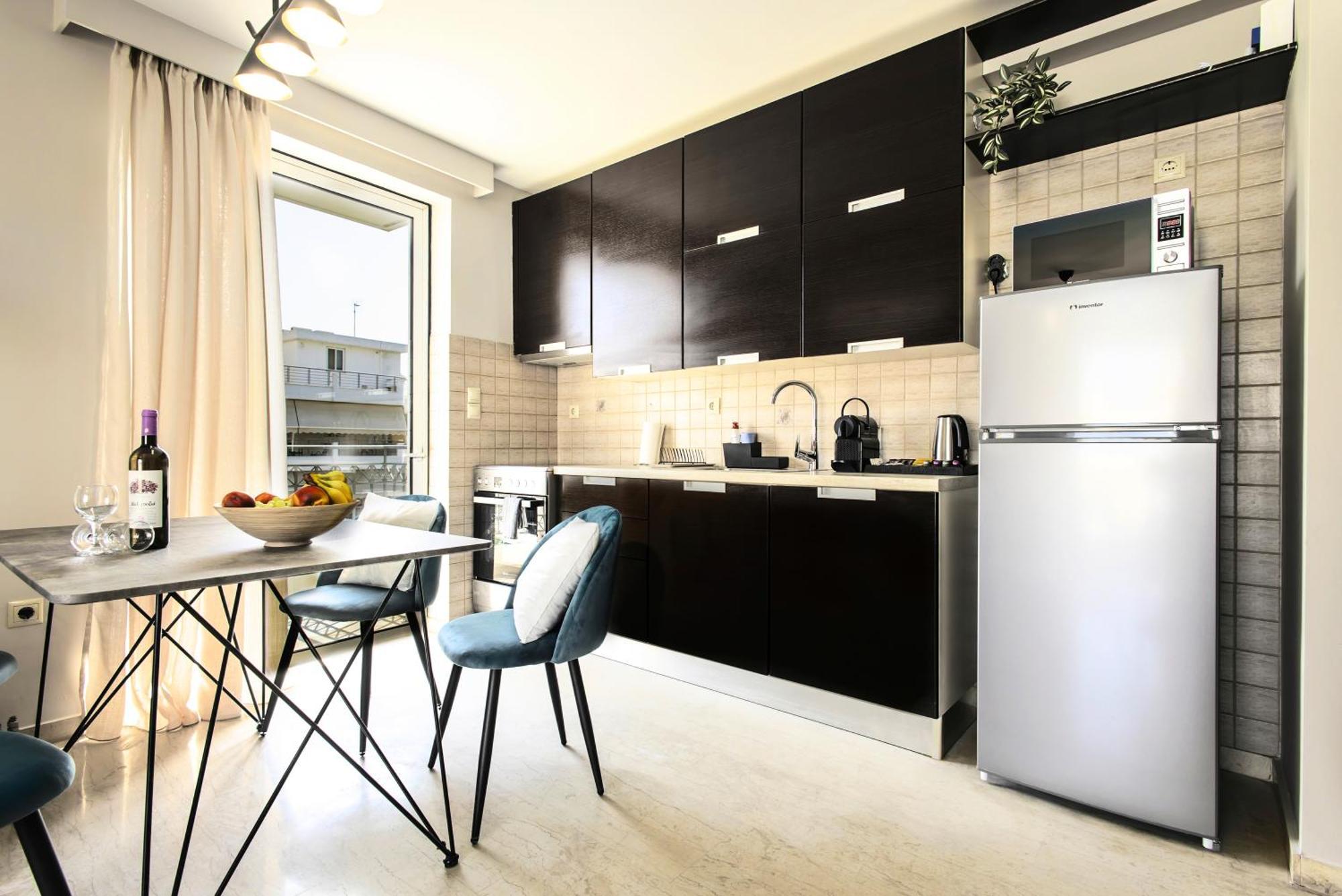 Lis153 By Smart Cozy Suites - Top Floors With Amazing City View - Available 24Hr เอเธนส์ ภายนอก รูปภาพ